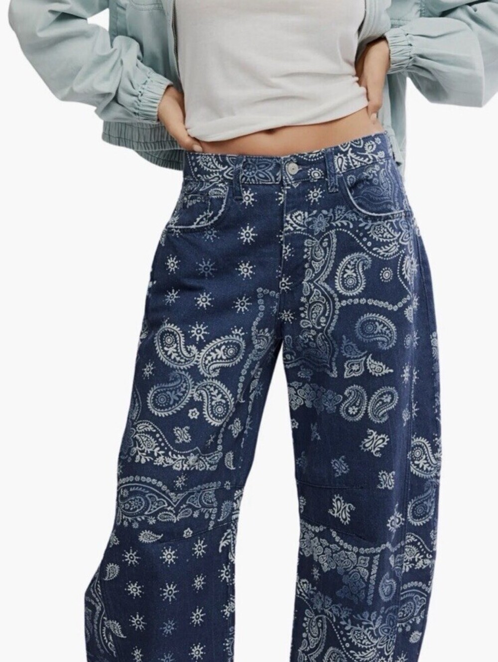 We The Free Women Jeans 26 Blue Denim Paisley Good Luck Printed Barrel Jeans